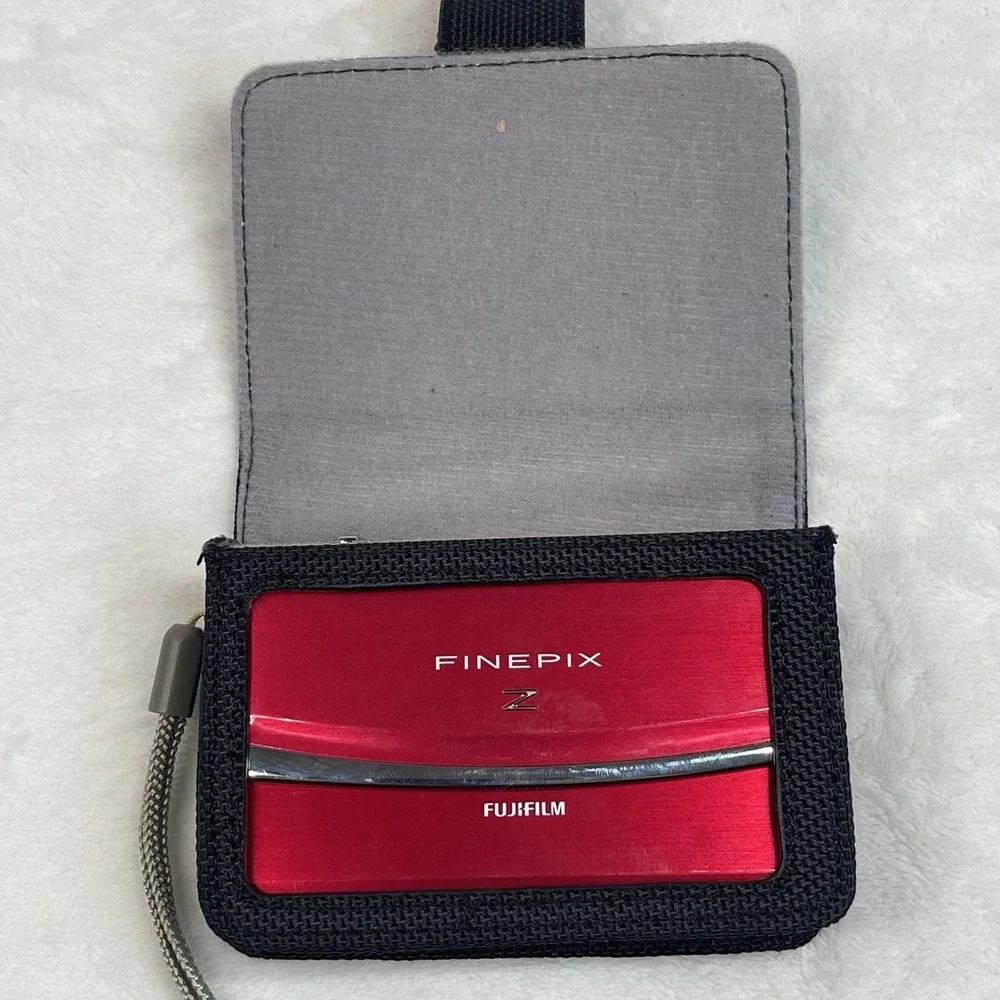 Fujifilm FinePix Z90 Red Digital Camera Bundle Case Charger Battery Card Tested